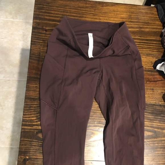 Lululemon Speed Up Crop (21") Pelt size 6 - Picture 3 of 5